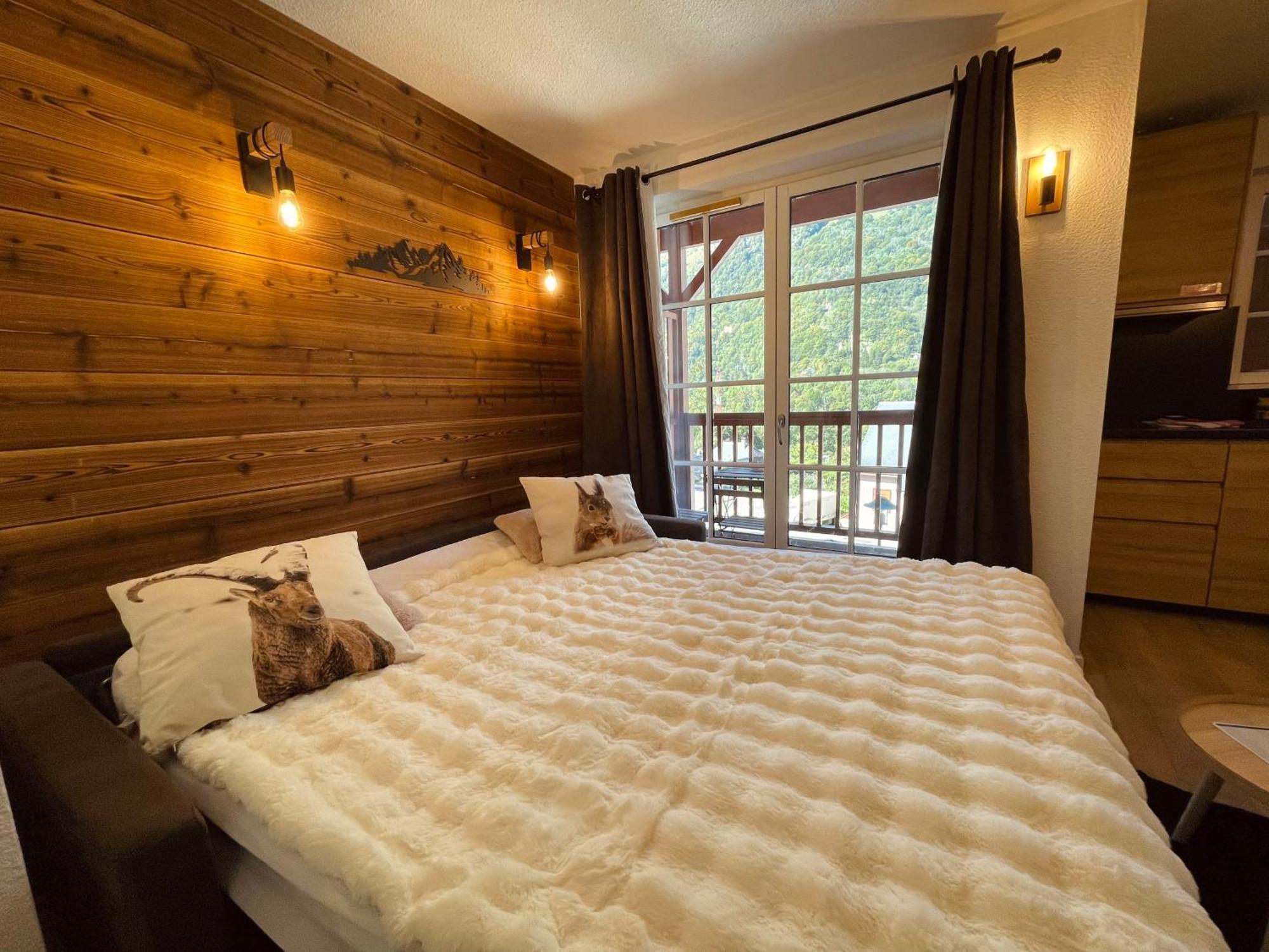 "La Cle Doree" Appartement Balcon Ensoleille Vue Montagne Wifi Cauterets Ngoại thất bức ảnh